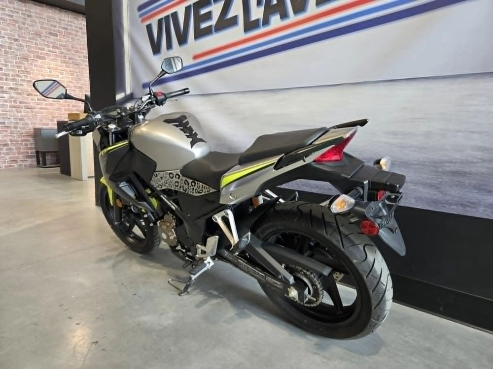 Honda Cb300f 2017 alt