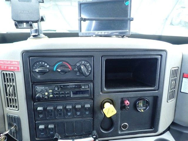 International 4400 2010