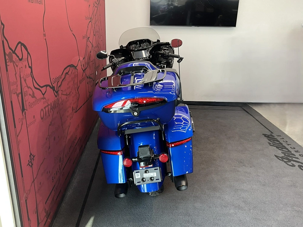 Indian Motorcycle Pursuit Dark Horse Avec 112 & Ensemble Audio Powerband 2026 alt