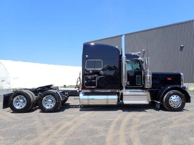 Peterbilt 389 2024