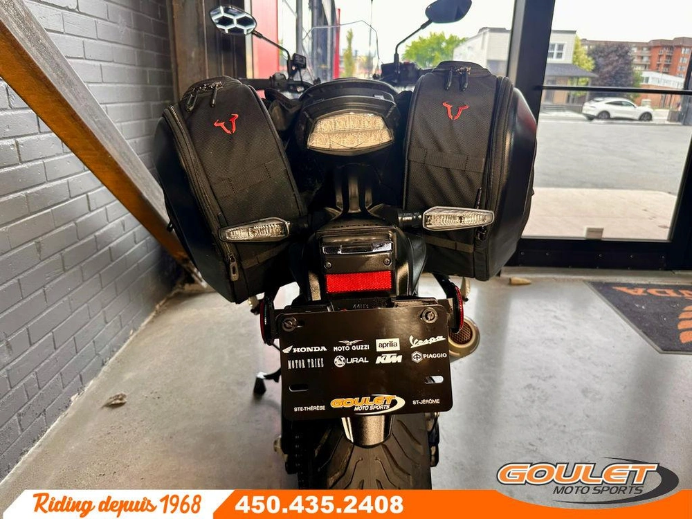 Suzuki Gsxs 1000 Bleu 2023 alt