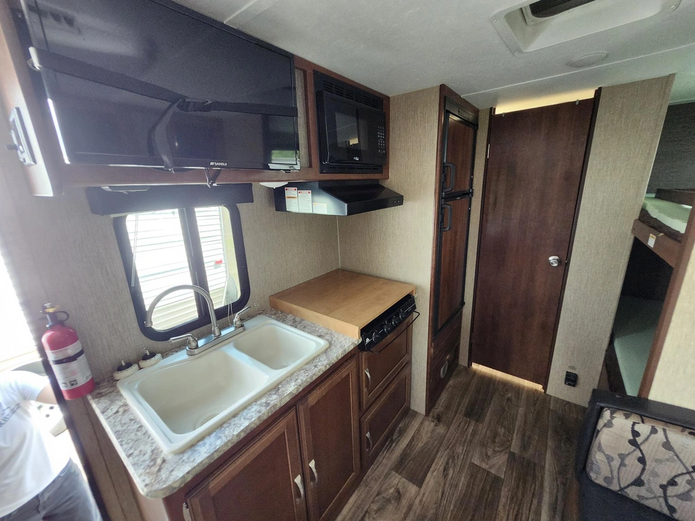 2018 Keystone Rv Passeport Lite 175 Bh alt