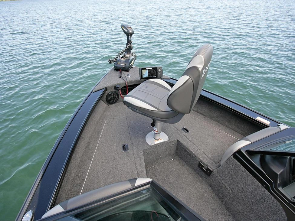 2025 Lund Boat Co 1875 Crossover Xs alt