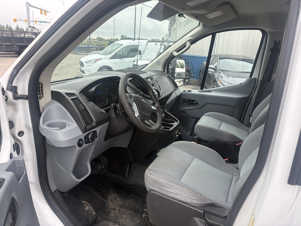 2015 Ford Transit T-150 Cargo Van alt