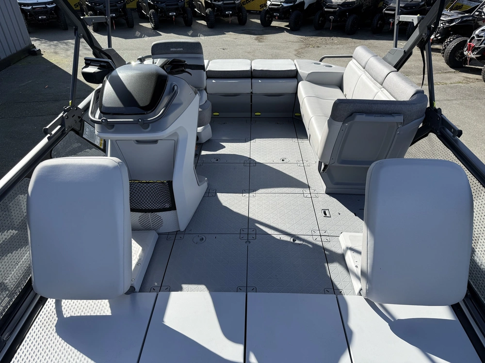 2025 Sea-doo Switch Sport 18' alt