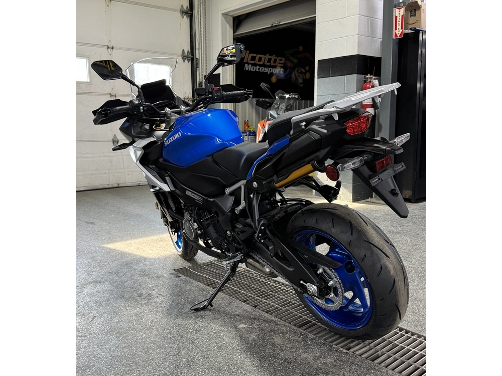2025 Suzuki Gsx-s1000gxm5 alt