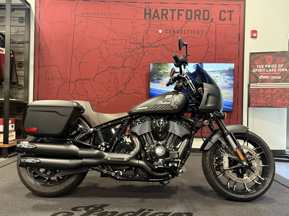 2025 Indian Motorcycle Sport Chief Rt alt