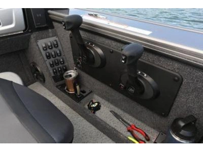 2026 Lund Boat Co 1875 Pro V Sport alt