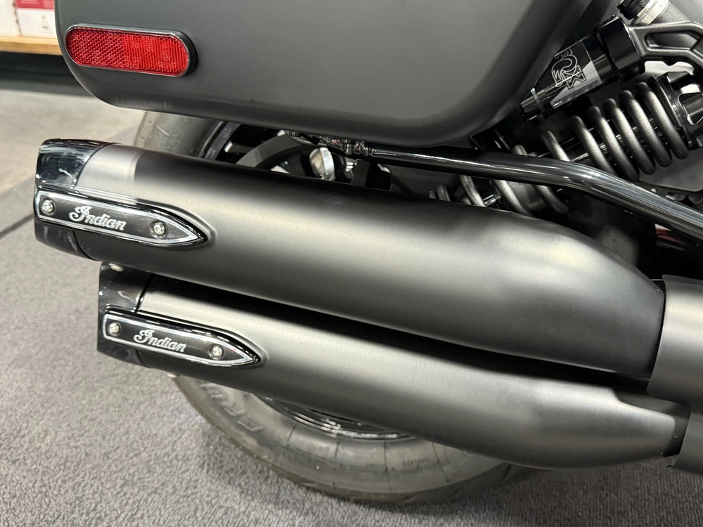 2025 Indian Motorcycle Sport Chief Rt alt