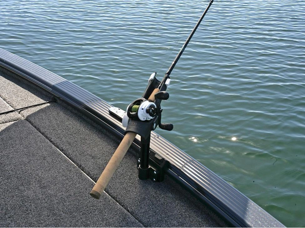 2025 Lund Boat Co 2075 Pro V Bass Xs alt