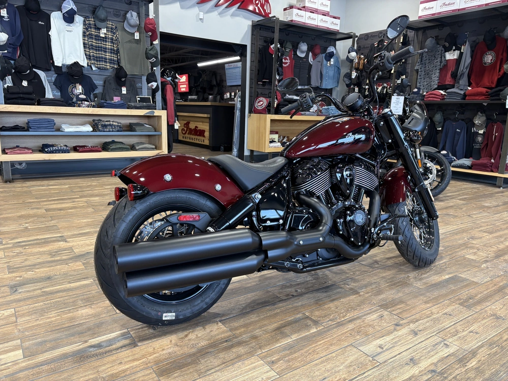 Indian Motorcycle Chief Bobber 2025 alt