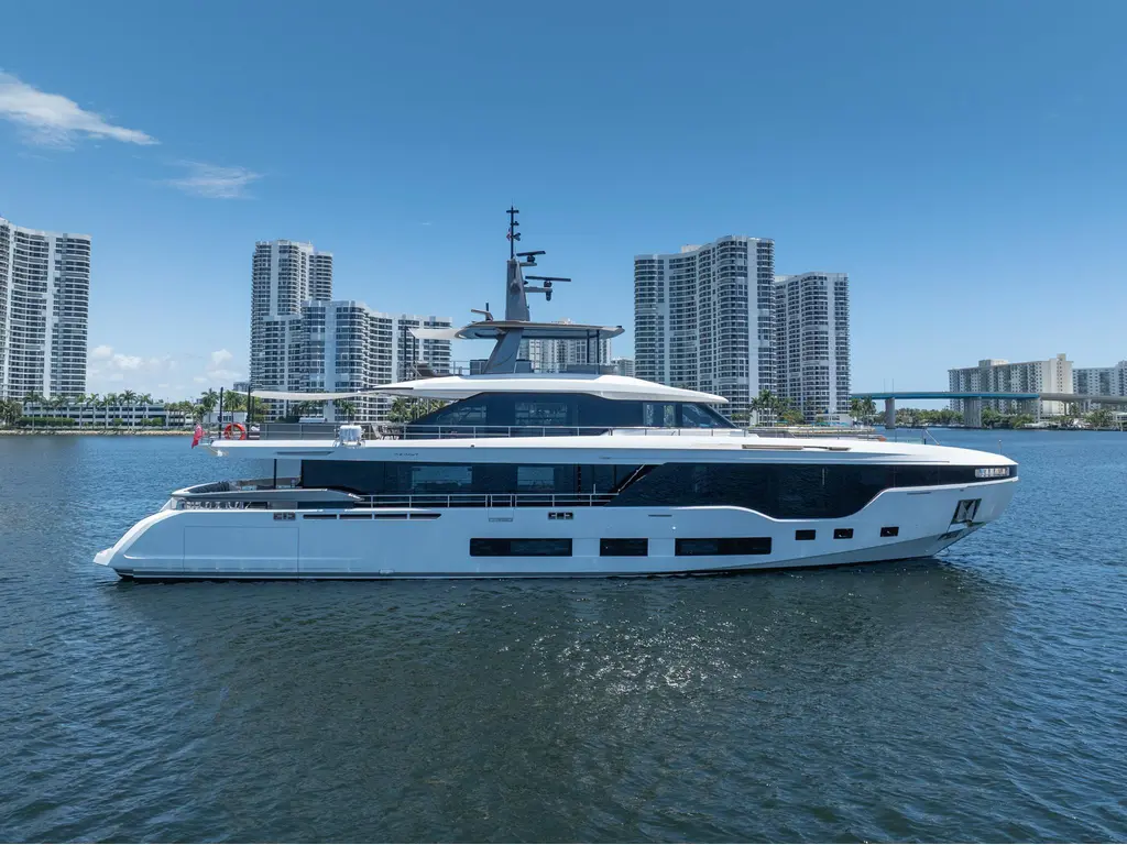 Azimut GRANDE 36M 2026