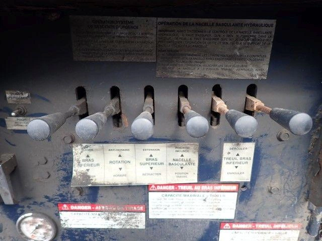 International 4400 2010