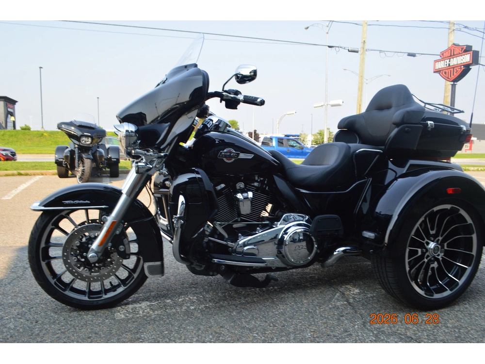 Harley-davidson Flhtcutg Tri Glide Ultra 2025 alt