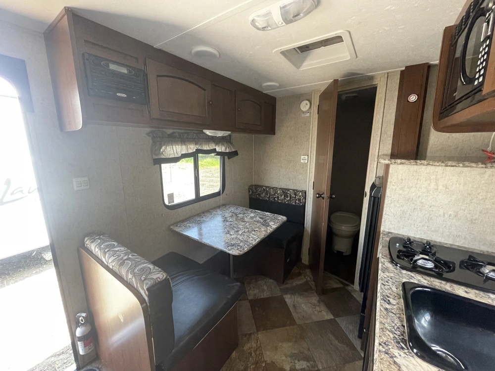 2014 Layton 183 alt