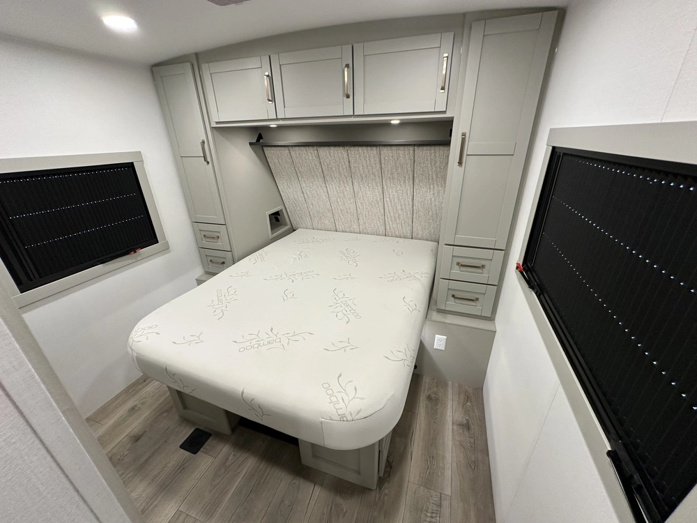 2024 Brinkley Rv Z-air 285 alt