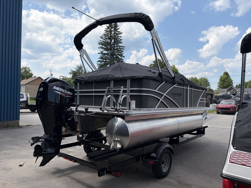 Sylvan Mirage 818 Fish 2026 alt