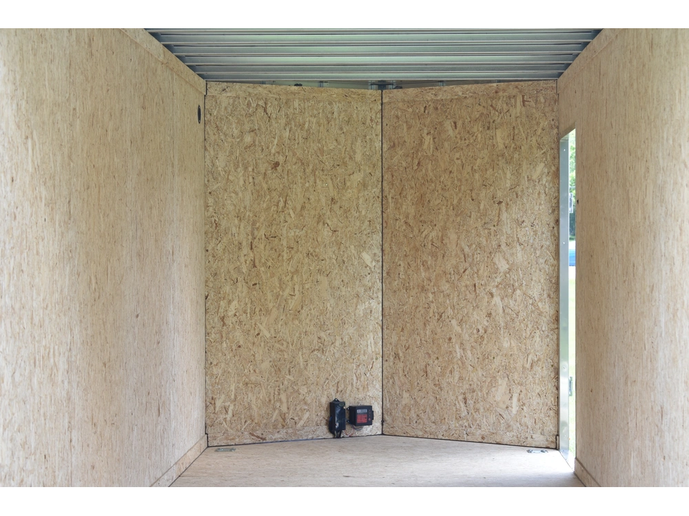 2026 Enbeck Aluminum Enclosed 8.5' X 20' Ta alt