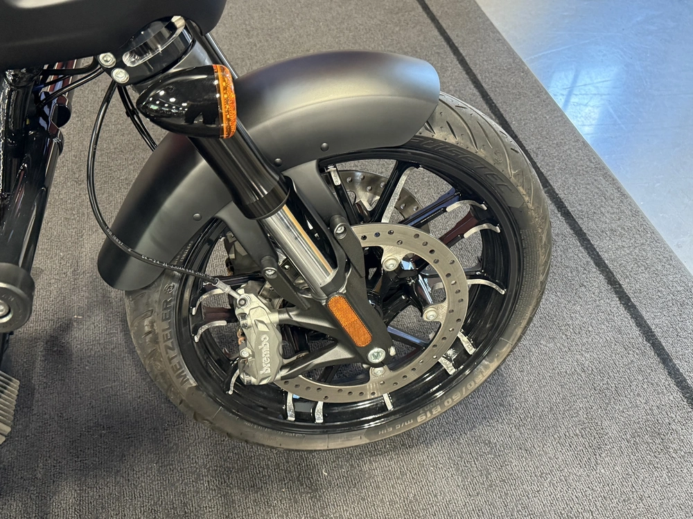 2025 Indian Motorcycle Sport Chief Rt alt