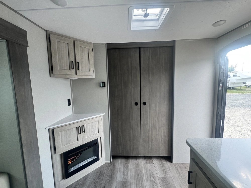 Coachmen Catalina 243rbs 2026 alt