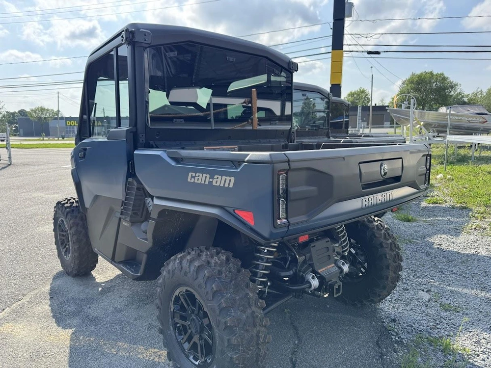 2026 Can-am Defender Limited Hd11 alt