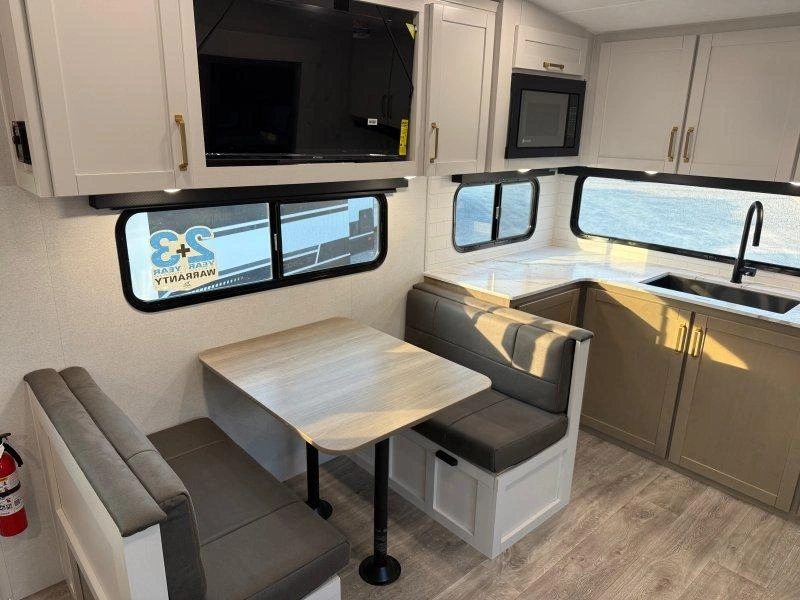 Jayco Eagle 24mle 2027 alt