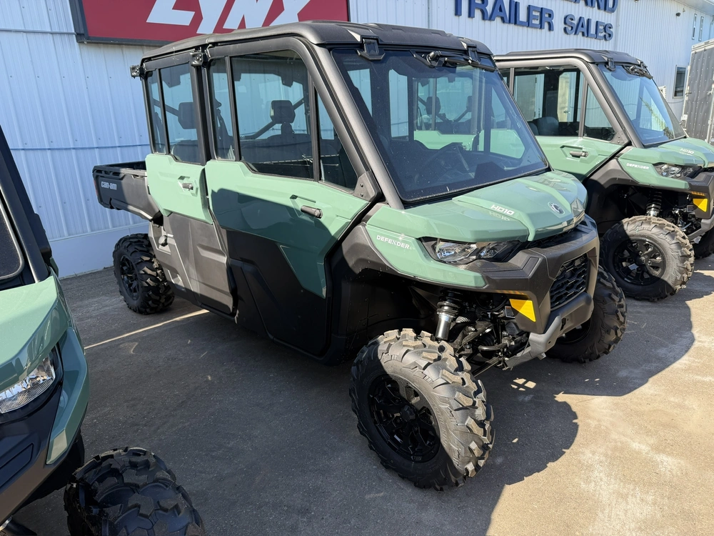 2026 Can-am 8ate Defender Max Dpscab 65 Hd10 Gn 26 alt