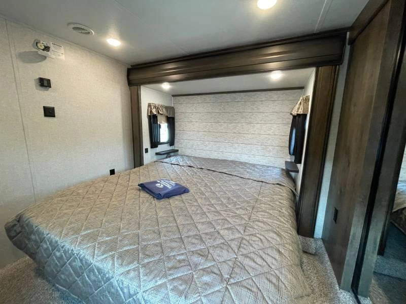 Keystone Rv Montana 310re 2019 alt