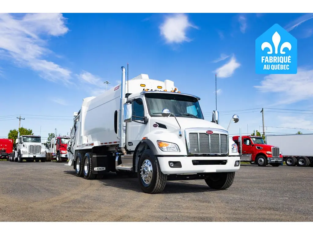 2025 Peterbilt 548 