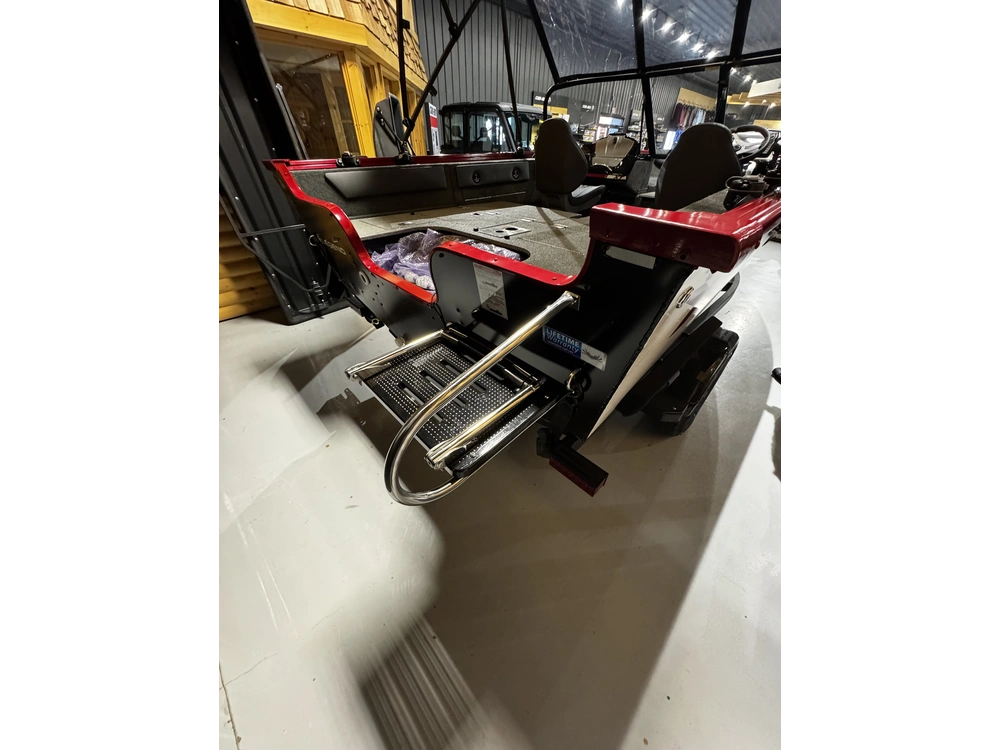 2026 Legend 17xt alt