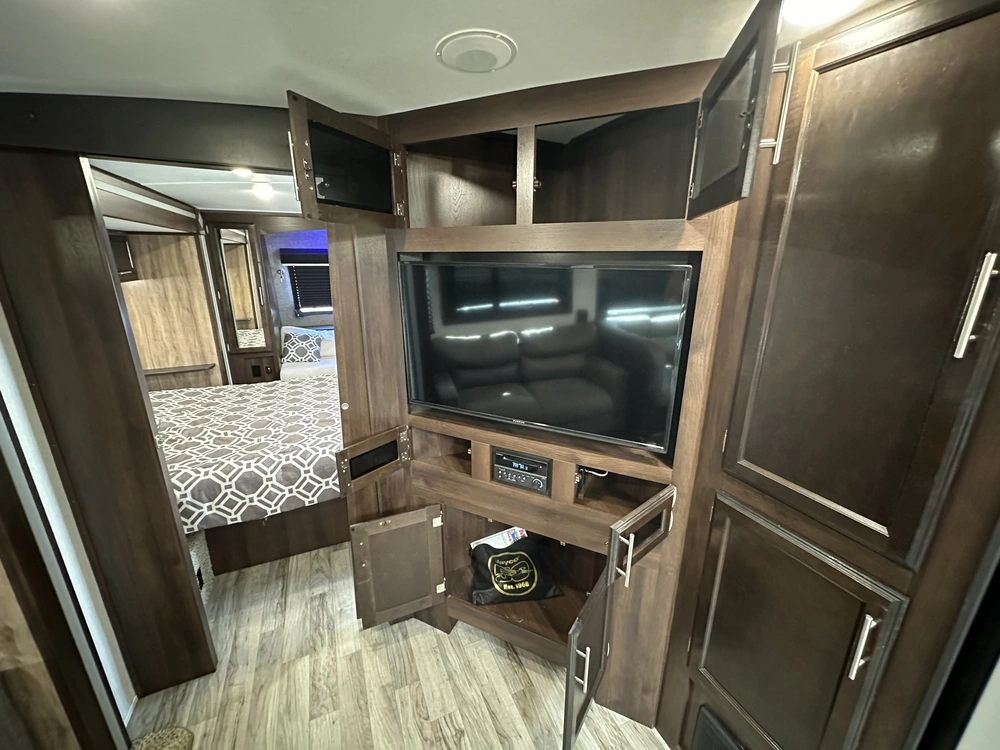 2019 Jayco White Hawk 32bhs alt