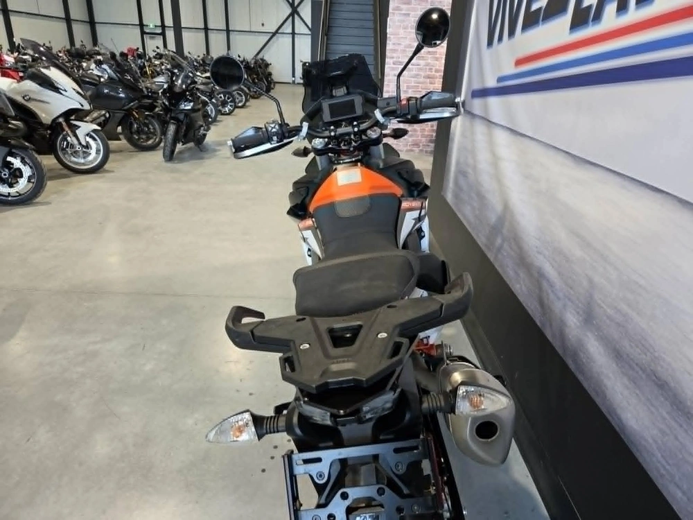 Ktm Adventure R 890 2021 alt