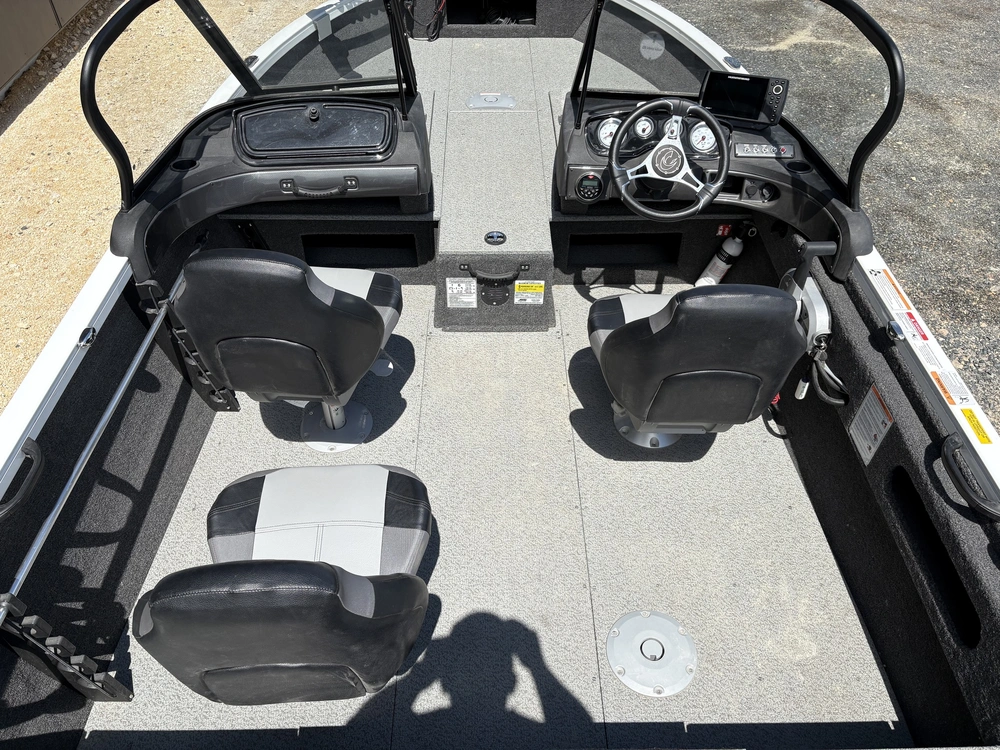 2025 Crestliner Hawk 1750 Wt alt