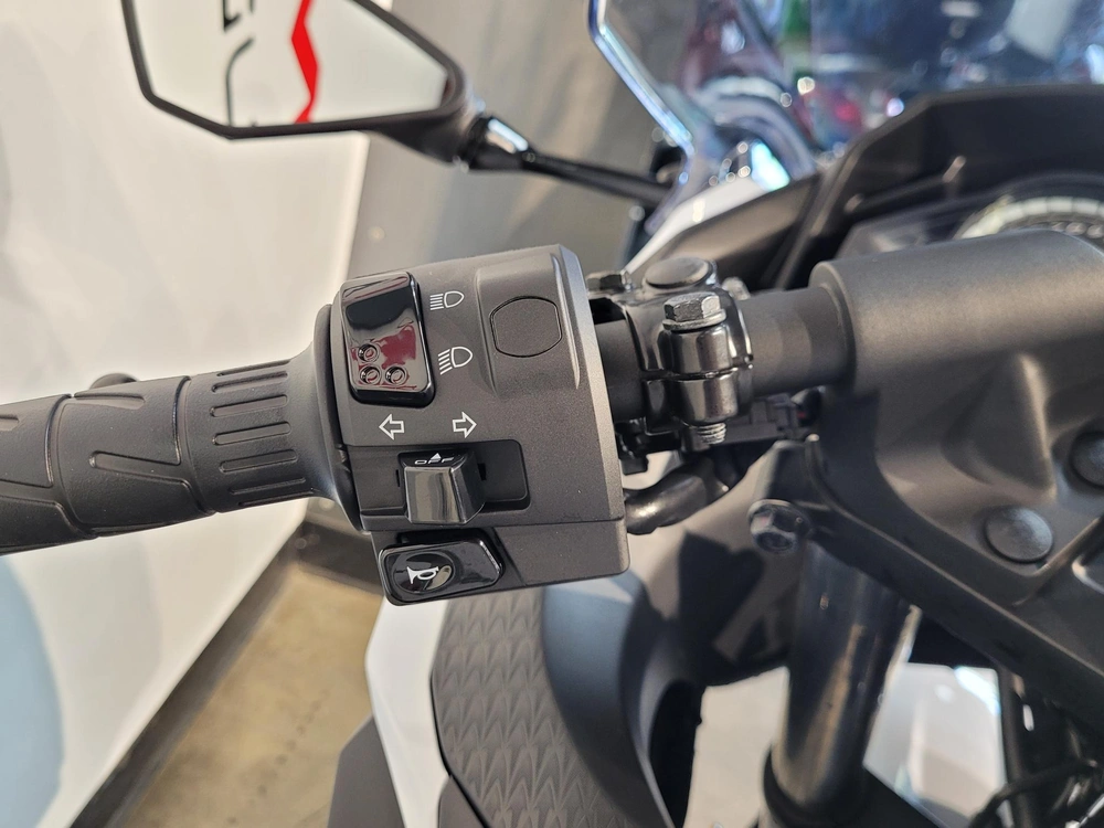 2026 Kawasaki Ninja 300 Abs *1.99%/60 Mois💳 alt