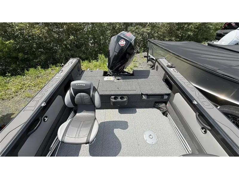 2026 Lund Boat Co 1875 Tyee Sport alt