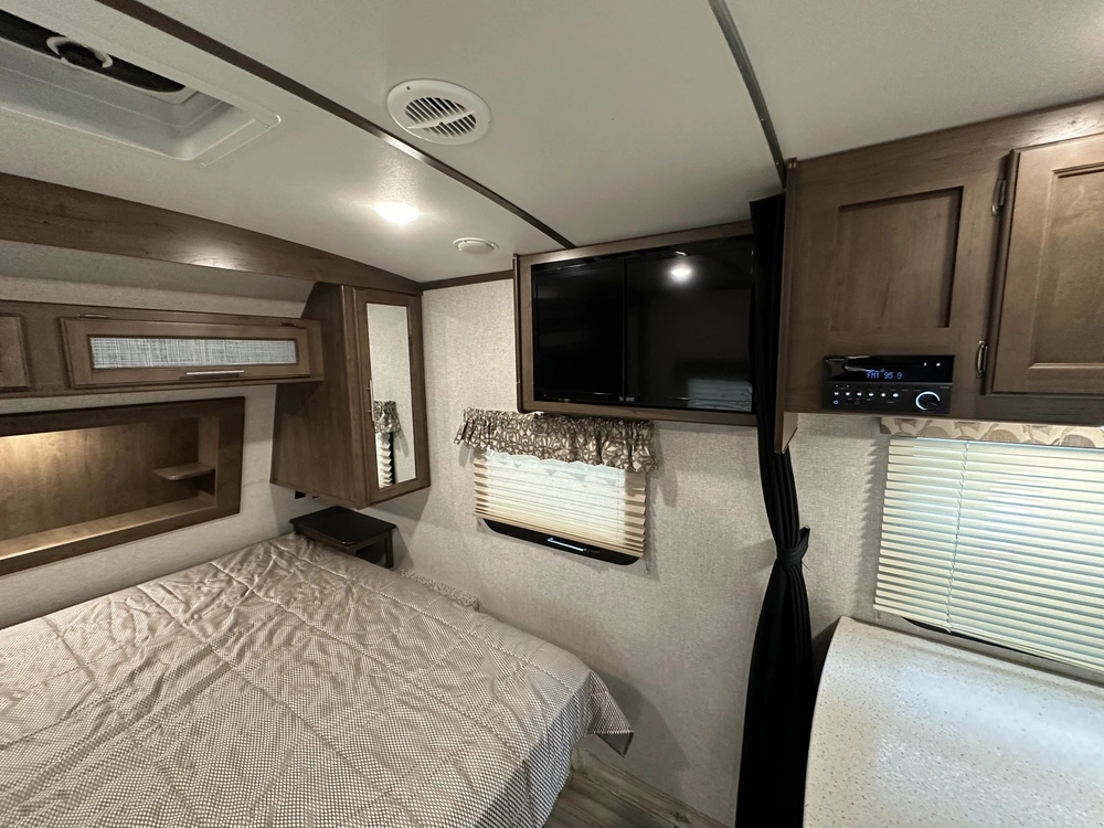 2018 Keystone Rv Cougar 22rbs alt