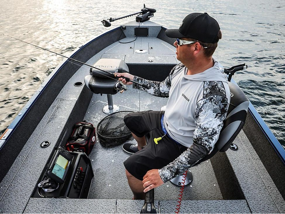2025 Lund Boat Co 1650 Angler Tiller alt