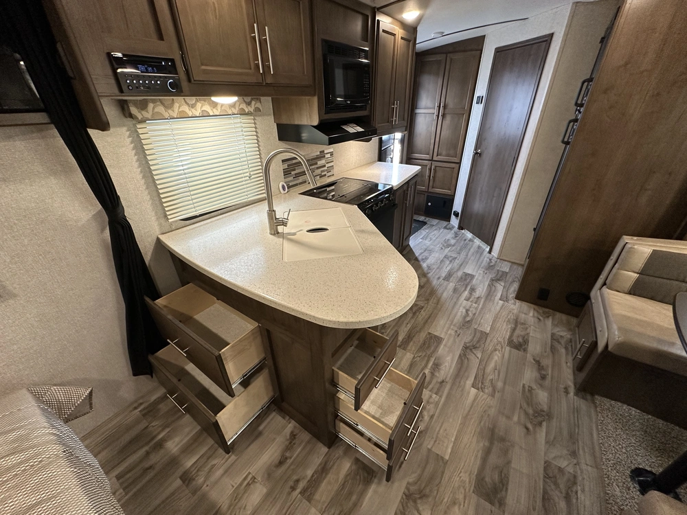 2018 Keystone Rv Cougar 22rbs alt