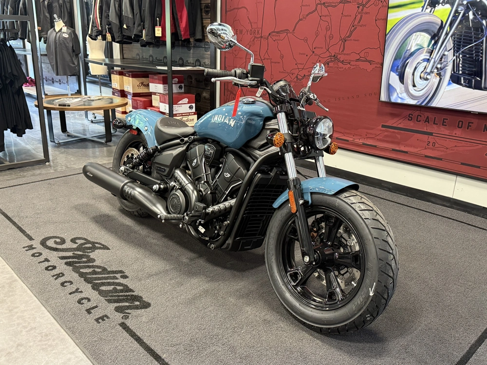 2026 Indian Motorcycle Scout Sixty Bobber Limited alt