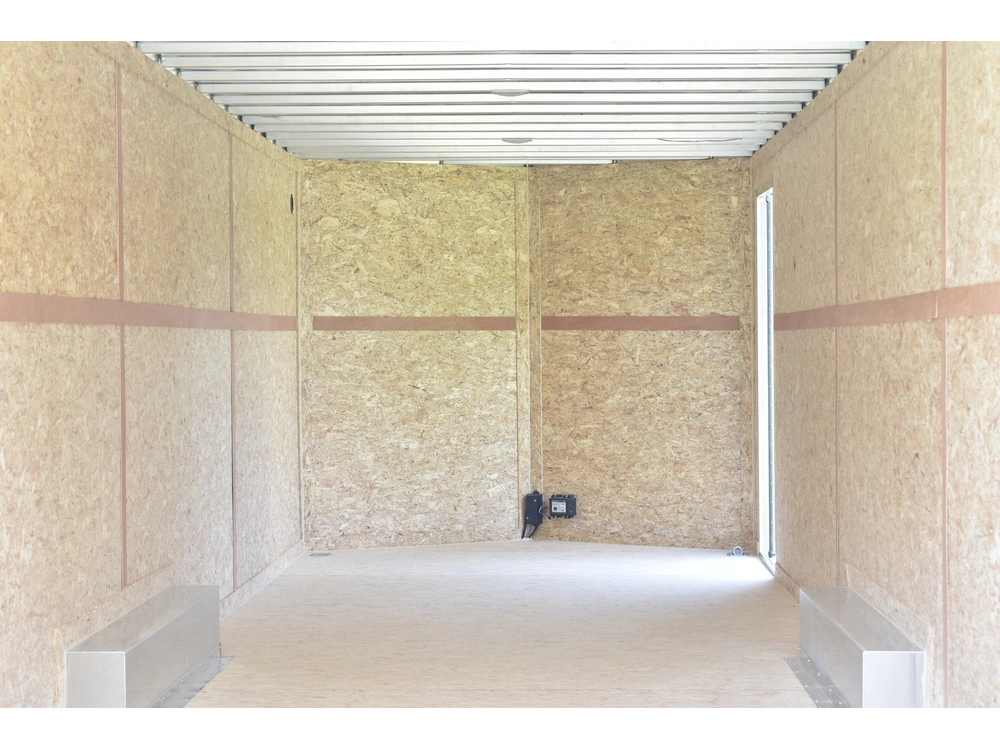 2026 Enbeck Aluminum Enclosed 8.5' X 28' Ta alt