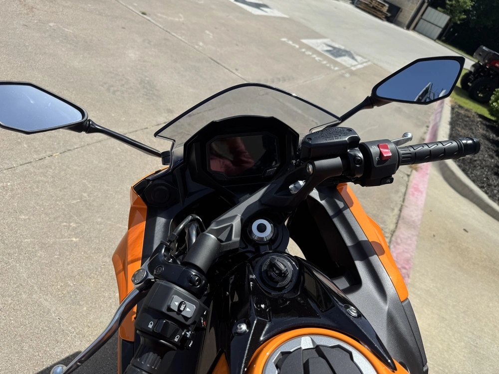 2025 Kawasaki Ninja® 650 Abs Abs alt