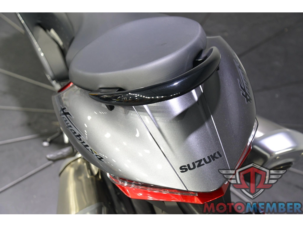 2024 Suzuki Hayabusa alt