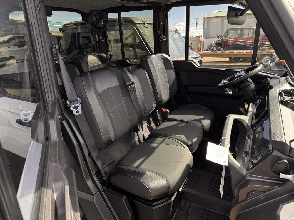 2026 Can-am 6mte Defender Max Ltd 65 Hd11 Wh Hb 26 alt