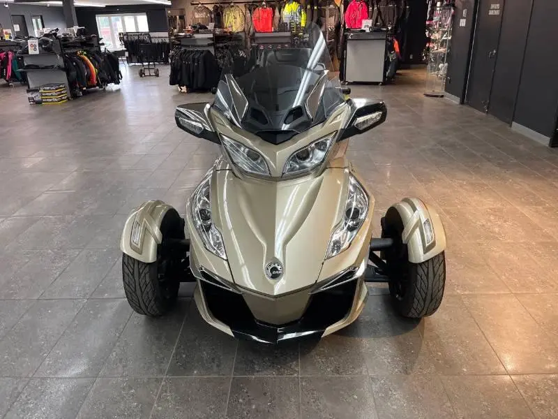 Can-Am RT LTD CHAMPAGNE/CHROME 2018
