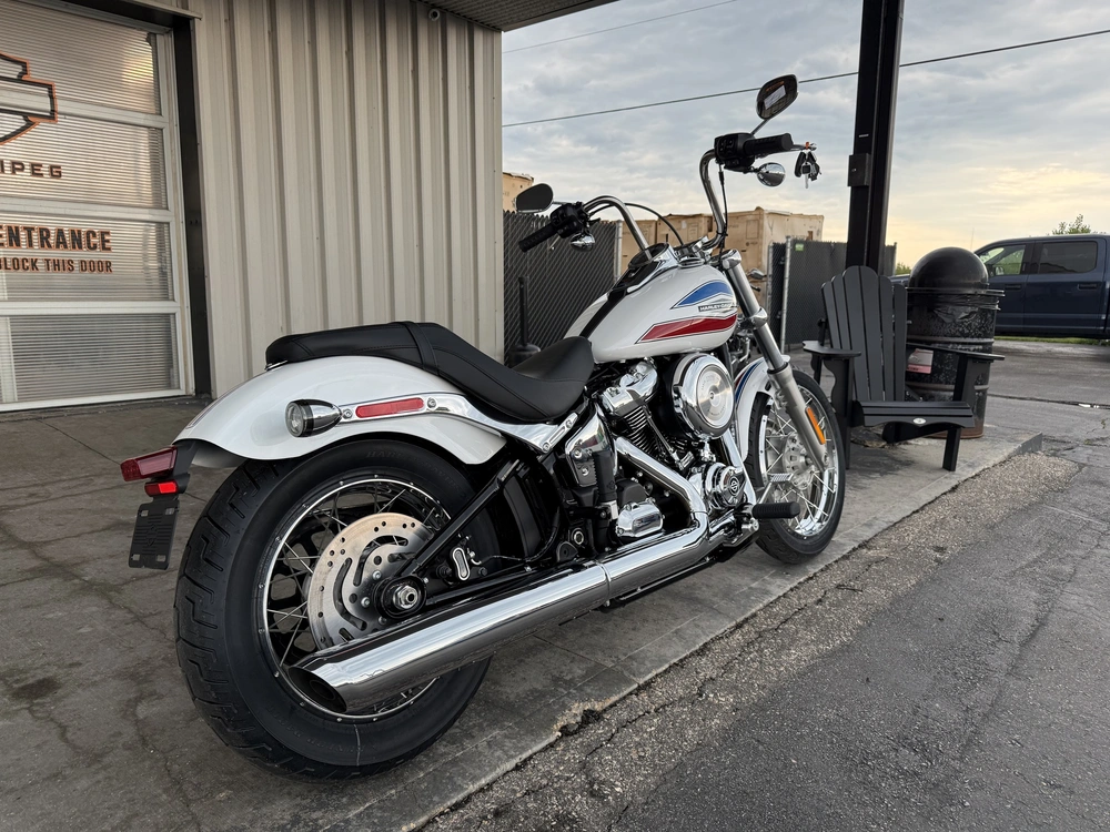 2026 Harley-davidson Super Glide alt