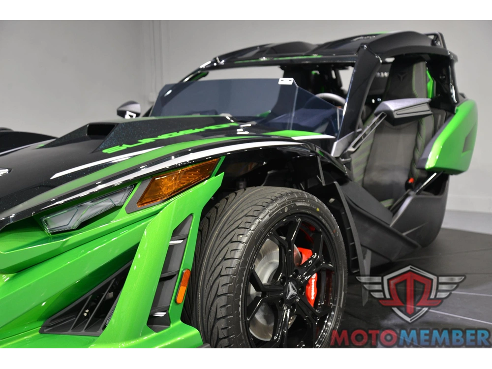 2026 Slingshot Grand Touring Manual alt
