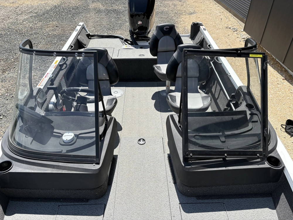 2025 Crestliner Hawk 1750 Wt alt