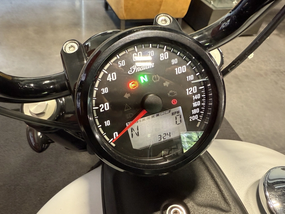 2024 Indian Motorcycle Chief Bobber Abs alt