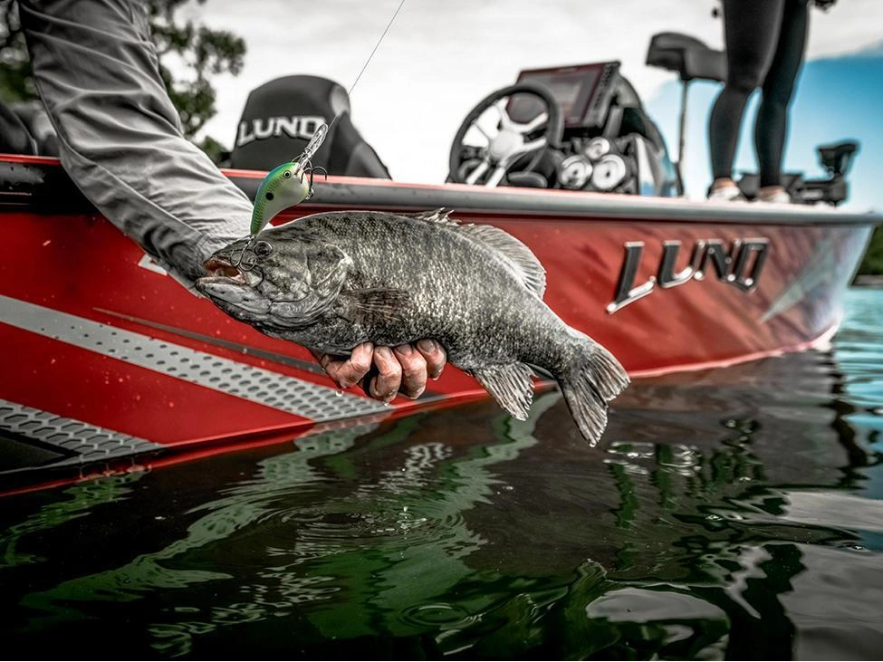 2025 Lund Boat Co 2075 Pro V Bass Xs alt