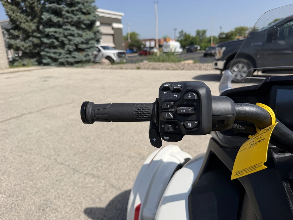 2026 Can-am Spyder F3 Limited Platine alt